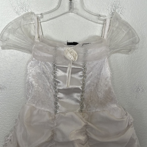 👑PRINCESS DRESS GIRLS SZ 5/6 WHITE & SILVER  CRUSHED VELVET ON TOP GREAT COND. - Picture 6 of 6